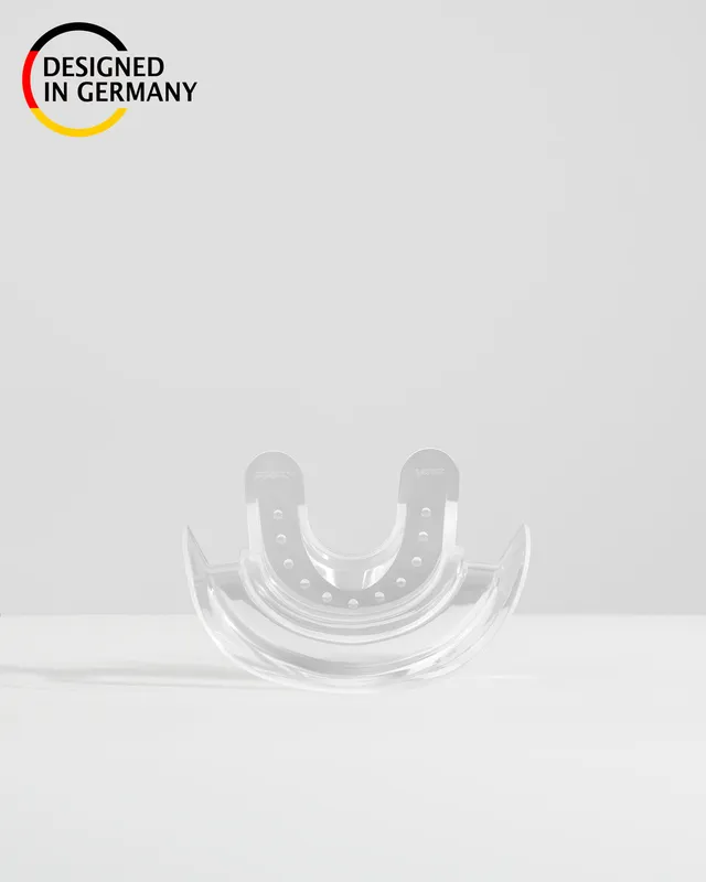 onlysmile-mundschiene-universelle-zahnaufhellungsschiene-aus-silikon-3 image 1