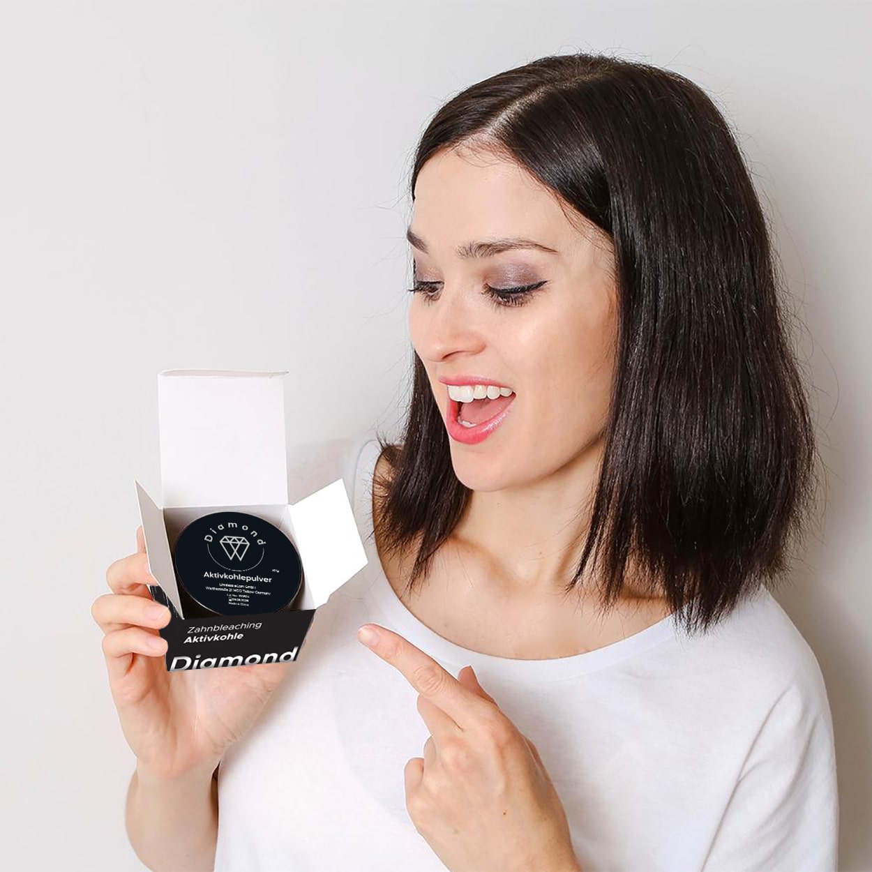 diamondsmile-zahnbleaching-aktivkohle-pulver image 6